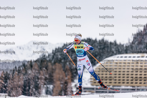 12.12.2021, xljkx, Cross Country FIS World Cup Davos, 10km Women, v.l. Emma Ribom (Sweden)  / 