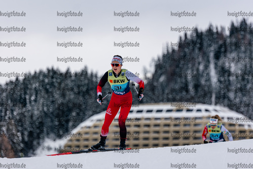 12.12.2021, xljkx, Cross Country FIS World Cup Davos, 10km Women, v.l. Lisa Unterweger (Austria)  / 