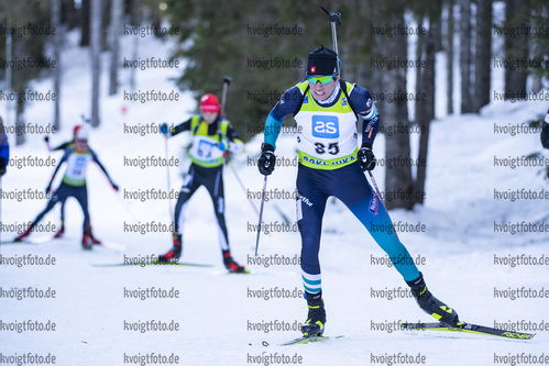 18.12.2021, xsoex, Biathlon Alpencup Pokljuka, Sprint Men, v.l. Vitus Vonnahme (Germany)  / 