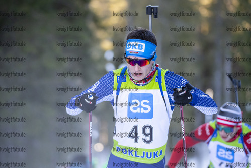18.12.2021, xsoex, Biathlon Alpencup Pokljuka, Sprint Men, v.l. Michael Arsan (Germany)  / 