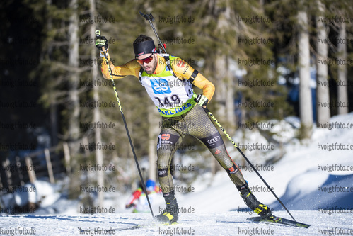 18.12.2021, xsoex, Biathlon Alpencup Pokljuka, Sprint Men, v.l. Matthias Dorfer (Germany)  / 