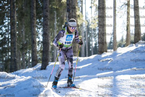 18.12.2021, xsoex, Biathlon Alpencup Pokljuka, Sprint Women, v.l. Anja Fischer (Switzerland)  / 