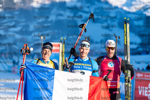 19.12.2021, xkvx, Biathlon IBU World Cup Le Grand Bornand, Mass Start Men, v.l. Quentin Fillon Maillet (France), Emilien Jacquelin (France), Tarjei Boe (Norway) im Ziel / in the finish