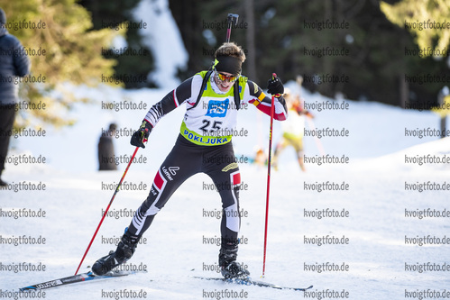 19.12.2021, xsoex, Biathlon Alpencup Pokljuka, Sprint Men, v.l. Joshua Durie  (Austria)  / 