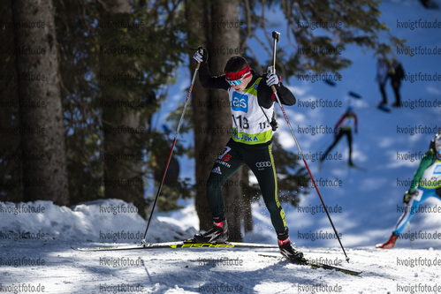 19.12.2021, xsoex, Biathlon Alpencup Pokljuka, Sprint Men, v.l. Luca Tizian Eberhardt  (Germany)  / 