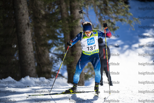 19.12.2021, xsoex, Biathlon Alpencup Pokljuka, Sprint Men, v.l. Simon Zberg  (Switzerland)  / 
