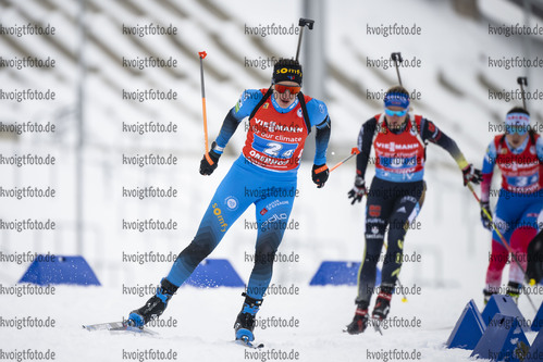 08.01.2022, xkvx, Biathlon IBU World Cup Oberhof, Mixed Relay, v.l. Julia Simon (France), Vanessa Hinz (Germany) in aktion / in action competes