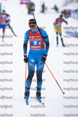 08.01.2022, xkvx, Biathlon IBU World Cup Oberhof, Mixed Relay, v.l. Julia Simon (France) im Ziel / in the finish