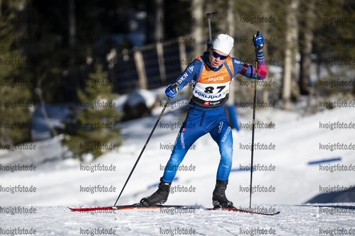 13.01.2022, xsoex, Biathlon IBU Junior Cup Pokljuka, Sprint Men, v.l. Mathis Profit (Switzerland) in aktion / in action competes
