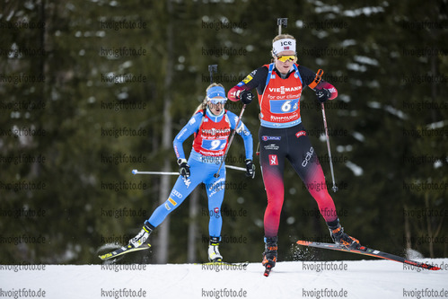 14.01.2022, xkvx, Biathlon IBU World Cup Ruhpolding, Relay Women, v.l. Ragnhild Femsteinevik (Norway) in aktion / in action competes