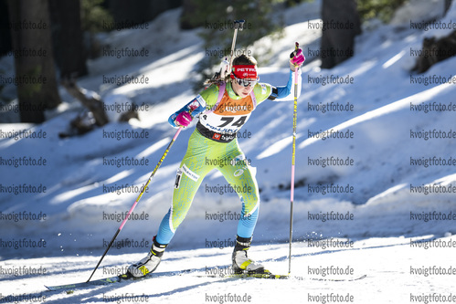 15.01.2022, xsoex, Biathlon IBU Junior Cup Pokljuka, Sprint Women, v.l. Nina Pogacnik (Slovenia) in aktion / in action competes