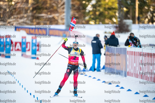16.01.2022, xkvx, Biathlon IBU World Cup Ruhpolding, Pursuit Women, v.l. Marte Olsbu Roeiseland (Norway) gewinnt die Goldmedaille / wins the gold medal