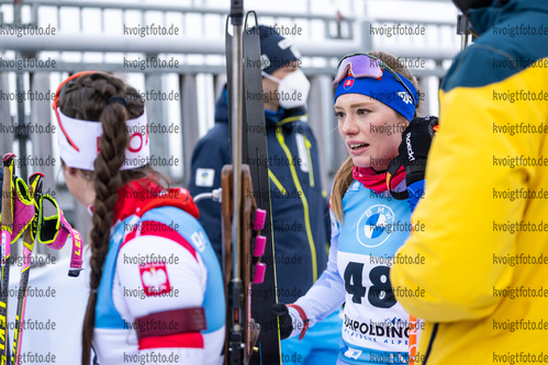 16.01.2022, xkvx, Biathlon IBU World Cup Ruhpolding, Pursuit Women, v.l. Ivona Fialkova (Slovakia) schaut / looks on