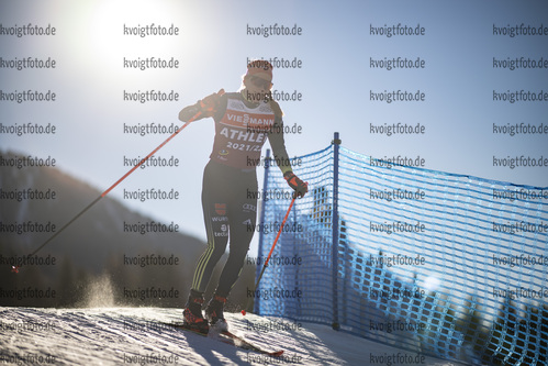 19.01.2022, xkvx, Biathlon IBU World Cup Anterselva, Training Women and Men, v.l. Hanna Kebinger (Germany) in aktion / in action competes