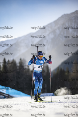 20.01.2022, xkvx, Biathlon IBU World Cup Anterselva, Individual Men, v.l. Niklas Hartweg (Switzerland) in aktion / in action competes