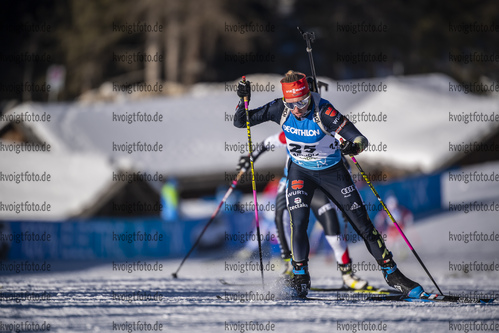 21.01.2022, xkvx, Biathlon IBU World Cup Anterselva, Individual Women, v.l. Franziska Hildebrand (Germany) in aktion / in action competes