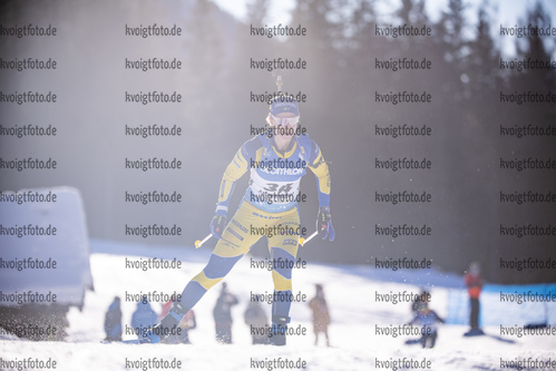 21.01.2022, xkvx, Biathlon IBU World Cup Anterselva, Individual Women, v.l. Mona Brorsson (Sweden) in aktion / in action competes
