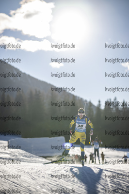 21.01.2022, xkvx, Biathlon IBU World Cup Anterselva, Individual Women, v.l. Ingela Andersson (Sweden) in aktion / in action competes