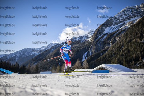 21.01.2022, xkvx, Biathlon IBU World Cup Anterselva, Individual Women, v.l. Uliana Nigmatullina (Russia) in aktion / in action competes