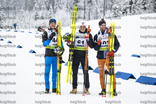 26.01.2022, xsoex, Biathlon IBU Open European Championships Arber, Individual Men, v.l. Anton Babikov (Russia), Sverre Dahlen Aspenes (Norway), Matthias Dorfer (Germany)  / 