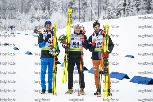 26.01.2022, xsoex, Biathlon IBU Open European Championships Arber, Individual Men, v.l. Anton Babikov (Russia), Sverre Dahlen Aspenes (Norway), Matthias Dorfer (Germany)  / 