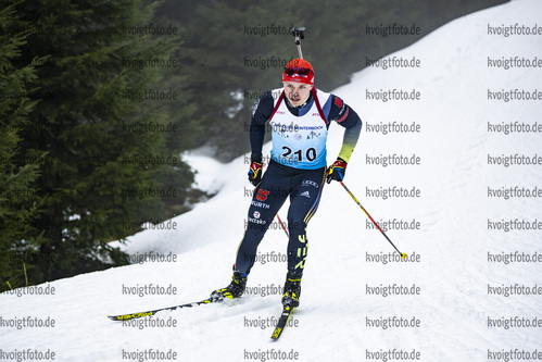 04.02.2021, xsoex, Biathlon Deutschlandpokal Clausthal-Zellerfeld, v.l. Oscar Barchewitz (Germany)  / 