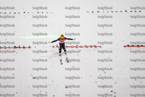 Zhangjiakou, China, 12.02.22: Cene Prevc (Slovenia) in aktion beim Skispringen der Herren von der Grossschanze waehrend den Olympischen Winterspielen 2022 in Peking am 12. Februar 2022 in Zhangjiakou. (Foto von Tom Weller / VOIGT)

Zhangjiakou, China, 12.02.22: Cene Prevc (Slovenia) during the men´s ski jumping from the large hill at the Olympic Winter Games 2022 on February 12, 2022 in Zhangjiakou. (Photo by Tom Weller / VOIGT)