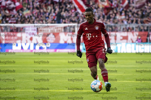 09.04.2022, Fussball, 1.Bundesliga, FC Bayern Muenchen - FC Augsburg, v.l. Omar Richards (FC Bayern Muenchen)