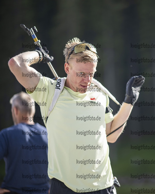 Pokljuka, Slowenien, 27.06.22: Roman Rees (Germany) in aktion am Schiessstand waehrend des Training am 27. June  2022 in Pokljuka. (Foto von Kevin Voigt / VOIGT)

Pokljuka, Slovenia, 27.06.22: Roman Rees (Germany) at the shooting range during the training at the June 27, 2022 in Pokljuka. (Photo by Kevin Voigt / VOIGT)