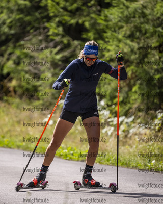 Obertilliach, Oesterreich, 13.08.22: Franziska Preuss (Germany) in aktion waehrend des Training am 13. August 2022 in Obertilliach. (Foto von Kevin Voigt / VOIGT)

Obertilliach, Austria, 13.08.22: Franziska Preuss (Germany) in action competes during the training at the August 13, 2022 in Obertilliach. (Photo by Kevin Voigt / VOIGT)