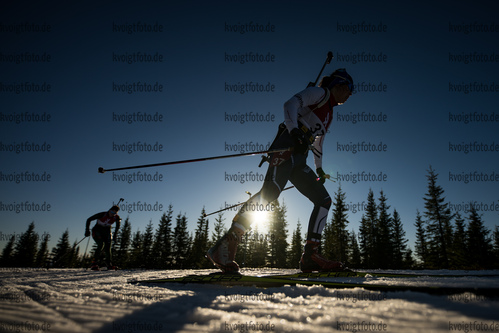 Sjusjoen, Norwegen, 12.11.22: Silje Bakken (Norway) in aktion waehrend des Sprint der Damen bei dem Season Opening im Biathlon am 12. November 2022 in Sjusjoen. (Foto von Kevin Voigt / VOIGT)

Sjusjoen, Norway, 12.11.22: Silje Bakken (Norway) in action competes during the women’s sprint at the Biathlon Season Opening on November 12, 2022 in Sjusjoen. (Photo by Kevin Voigt / VOIGT)