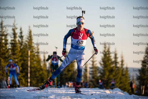 Sjusjoen, Norwegen, 12.11.22: Fredrik Arne Grusd  (Norway) in aktion waehrend des Sprint der Herren bei dem Season Opening im Biathlon am 12. November 2022 in Sjusjoen. (Foto von Kevin Voigt / VOIGT)

Sjusjoen, Norway, 12.11.22: Fredrik Arne Grusd  (Norway) in action competes during the men’s sprint at the Biathlon Season Opening on November 12, 2022 in Sjusjoen. (Photo by Kevin Voigt / VOIGT)