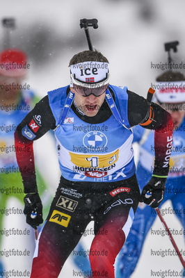 13.12.2020, xadex, Biathlon IBU Weltcup Hochfilzen, Staffel Herren, v.l. Tarjei Boe (NOR)  / 

Copyright: EXPA/Adelsberger via VOIGT Fotografie