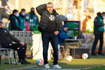 12.02.2022, xgotx, Fussball 1.Bundesliga, VfL Bochum - FC Bayern Muenchen, v.l. Trainer Thomas Reis (VfL Bochum) schaut / looks on
