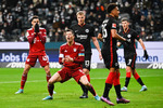 26.02.2022, xhomx, Fussball 1.Bundesliga, Eintracht Frankfurt - FC Bayern Muenchen, v.l. Robert Lewandowski (FC Bayern Muenchen) enttaeuscht / looks dejected