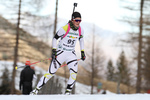 18.12.2015, xkvx, Wintersport, Biathlon Alpencup Martell, Sprint v.l. HERR Anne