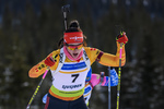 01.12.2019, xkvx, Biathlon IBU Cup Sjusjoen, Verfolgung Frauen, v.l. Juliane Fruehwirt (Germany) in aktion / in action competes