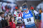 19.12.2019, xkvx, Biathlon IBU Weltcup Le Grand Bornand, Sprint Herren, v.l. Alex Howe (United States) in aktion / in action competes