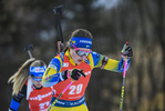 22.12.2019, xkvx, Biathlon IBU Weltcup Le Grand Bornand, Verfolgung Damen, v.l. Elvira Oeberg (Sweden) in aktion / in action competes