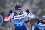 28.12.2019, xkvx, Langlauf Tour de Ski Lenzerheide, Massenstart Damen, v.l. Laurien van der Graaff (Switzerland) in aktion / in action competes
