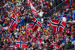 13.02.2020, xkvx, Biathlon IBU Weltmeisterschaft Antholz, Mixed Staffel, v.l. Norwegian fans auf der Tribuene / at the grandstand