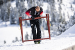 16.10.2020, xkvx, Biathlon Training - Passo di Lavaze, v.l. Coach Siegfried Mazet (Norway)  
