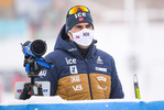 09.01.2020, xkvx, Biathlon IBU Weltcup Oberhof, Verfolgung Damen, v.l. Coach Siegfried Mazet (Norway) schaut / looks on