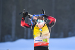 21.02.2021, xkvx, Biathlon IBU World Championships Pokljuka, Massenstart Herren, v.l. Johannes Thingnes Boe (Norway) in aktion am Schiessstand / at the shooting range