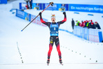 21.02.2021, xkvx, Biathlon IBU World Championships Pokljuka, Massenstart Herren, v.l. Sturla Holm Laegreid (Norway) gewinnt die Goldmedaille / wins the gold medal