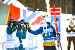 21.02.2021, xkvx, Biathlon IBU World Championships Pokljuka, Massenstart Herren, v.l. Sturla Holm Laegreid (Norway) bei der Siegerehrung / at the medal ceremony