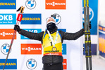 21.03.2021, xkvx, Biathlon IBU World Cup Oestersund, Massenstart Herren, v.l. Johannes Thingnes Boe (Norway) bei der Siegerehrung / at the medal ceremony