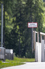 02.06.2021, xkvx, Biathlon Training Ruhpolding, v.l. Schild / Hinweisschild mit Schiessplatz Betreten verboten  
