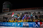 02.12.2021, xkvx, Biathlon IBU World Cup Oestersund, Sprint Men, v.l. Fans  / 