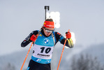 04.12.2021, xkvx, Biathlon IBU World Cup Oestersund, Pursuit Women, v.l. Vanessa Voigt (Germany) in aktion / in action competes